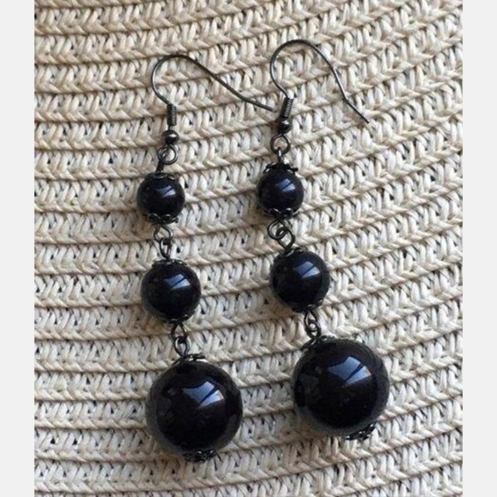 Beautiful Pierced Earrings Black Beaded Dangle Drops